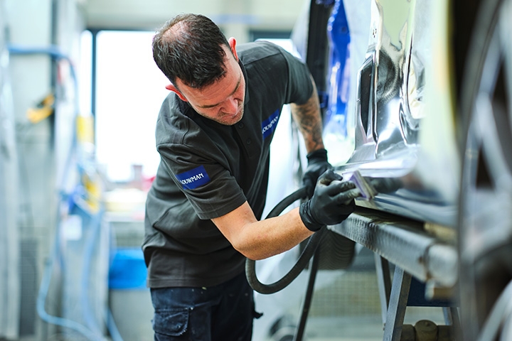 Schadeherstel en reparatie aan uw auto bij Louwman